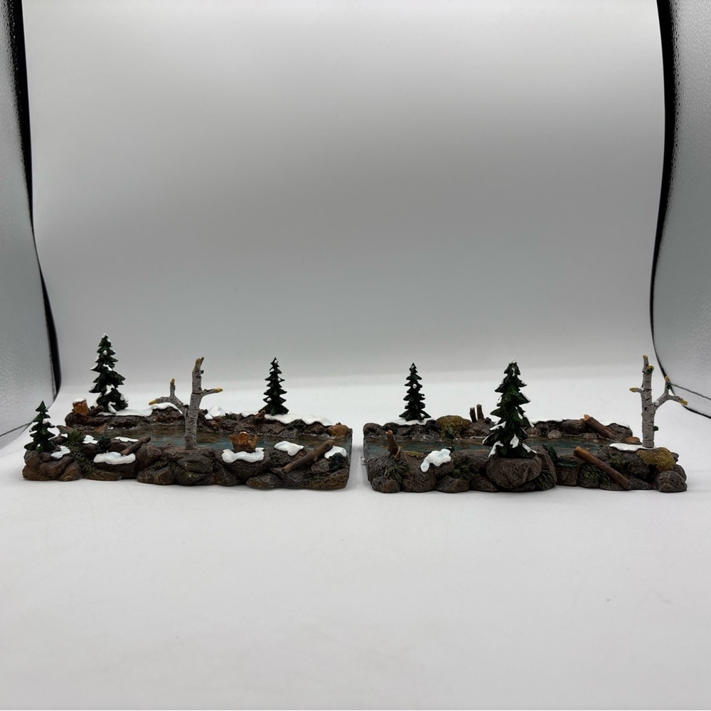 Department 56 2001 Village Accessories Mountain Creek Straight Section 56.53006